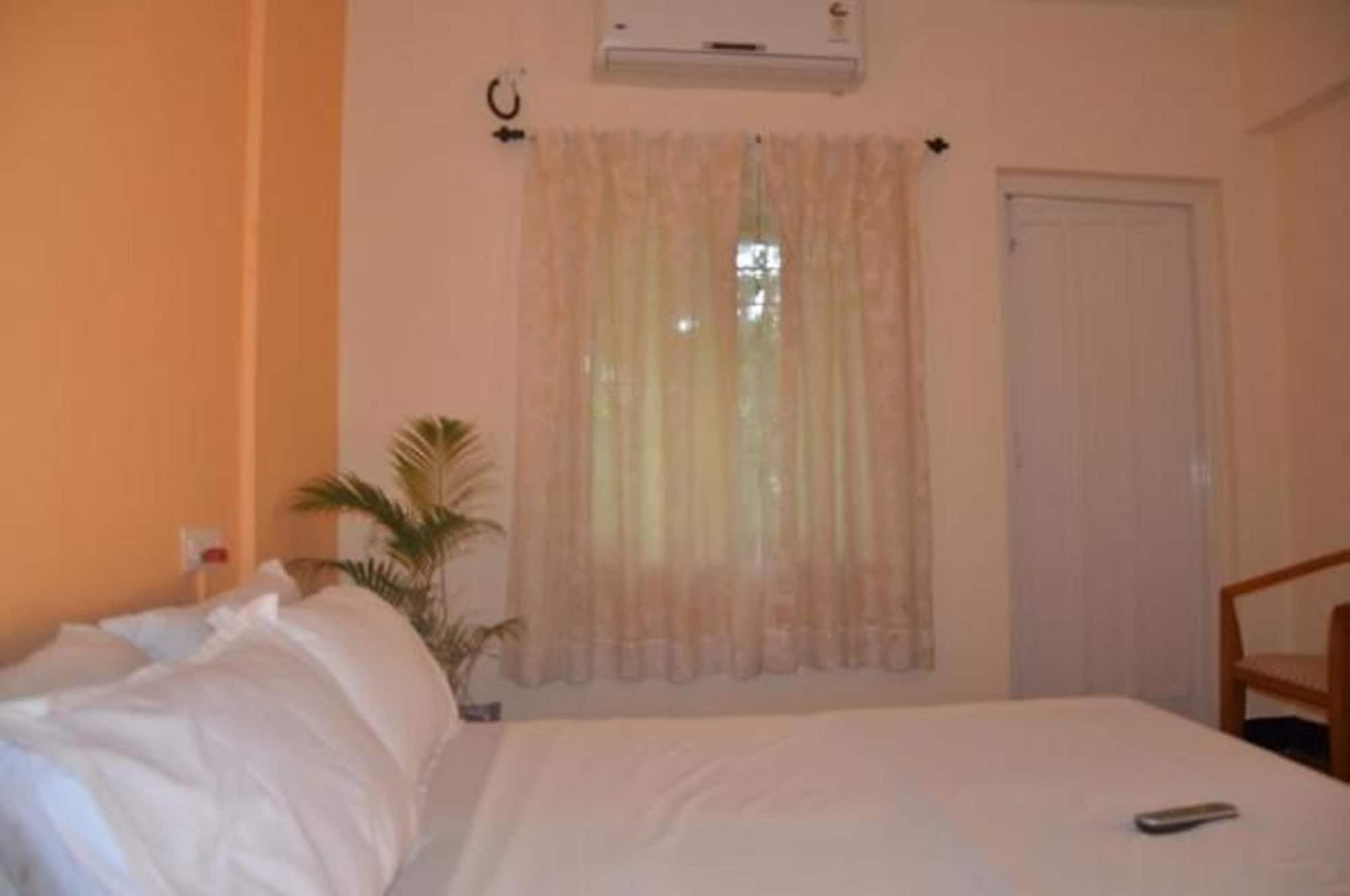 לונבלה Hotel Ferreira Resort מראה חיצוני תמונה